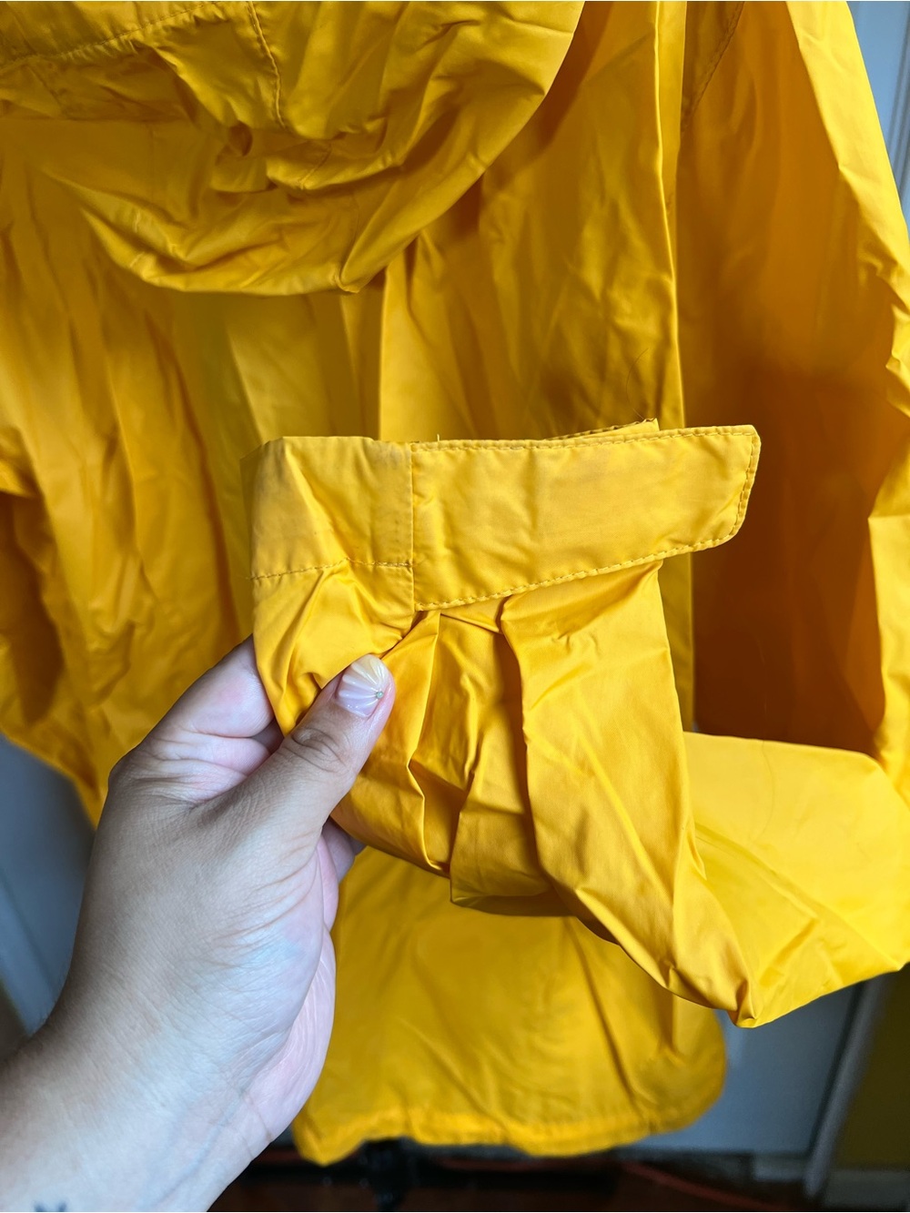 Columbia Bright Yellow Hooded Rain Jacket - Picture 6 of 8